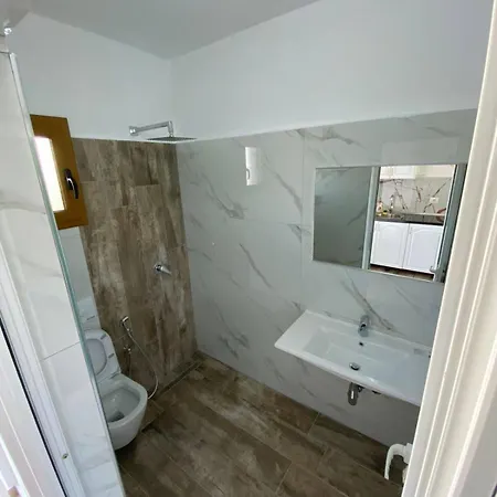 Sea Holiday Apartments Vlore Exterior photo