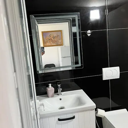 Sea Holiday Apartments Vlore Exterior photo