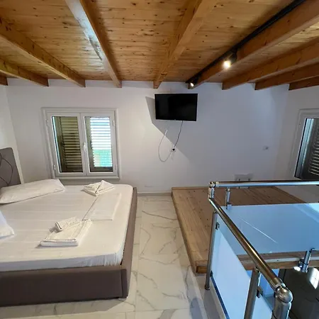 Sea Holiday Apartments Vlore Exterior photo